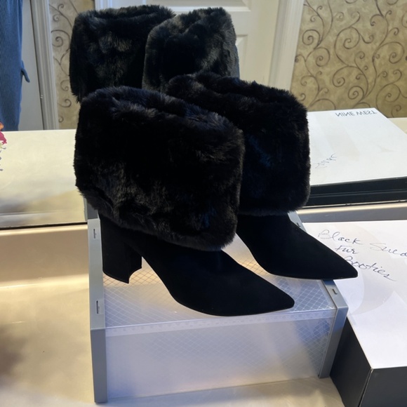 Nine West Chrissa Suede Ankle Booties (New) Size 10.5 - Picture 5 of 6